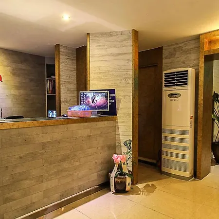Hotel Fiona