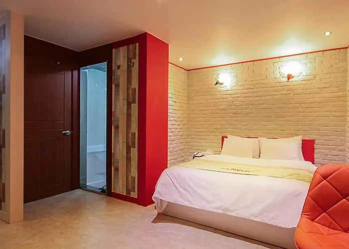 Hotel Fiona